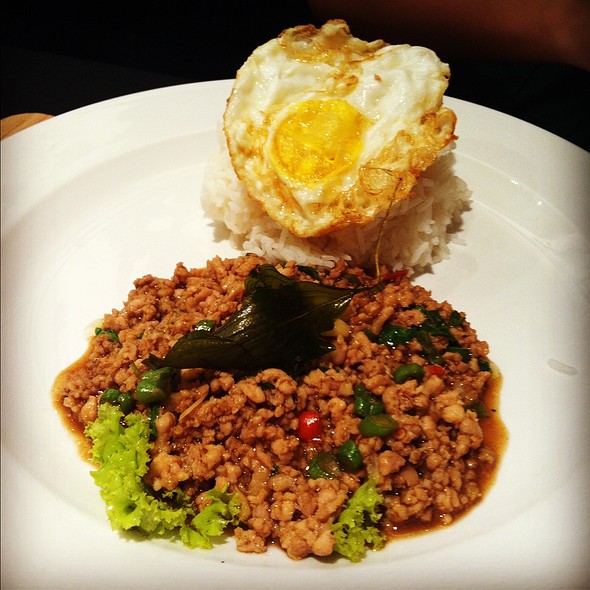 Bangkok Jam Minced Chicken Basil Rice