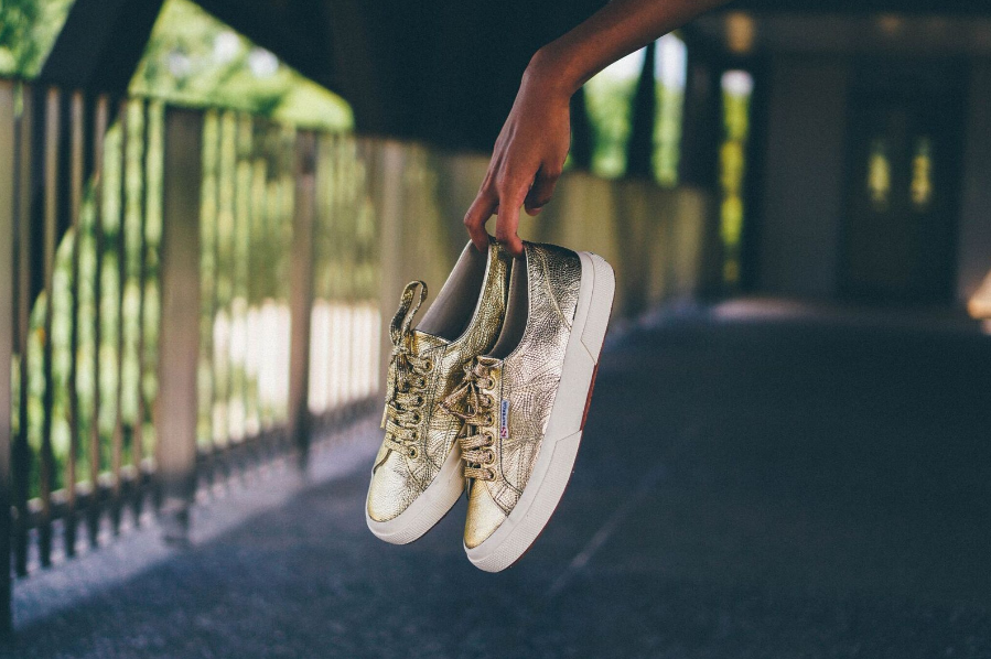 superga-gold