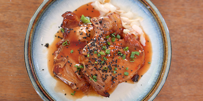 sin_lee_kimchi_pork_chop_jpg_1474603190