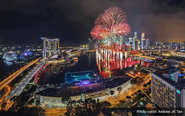 marina-bay-singapore-countdown-2017-gallery01