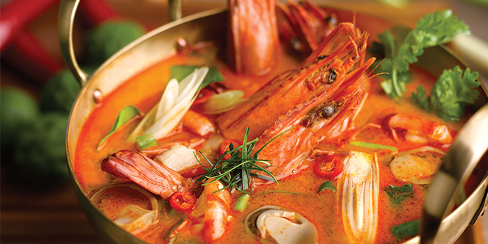 para_thai_tom_yum_soup_with_se_1467196593