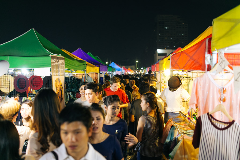 Rod Fai Night Market