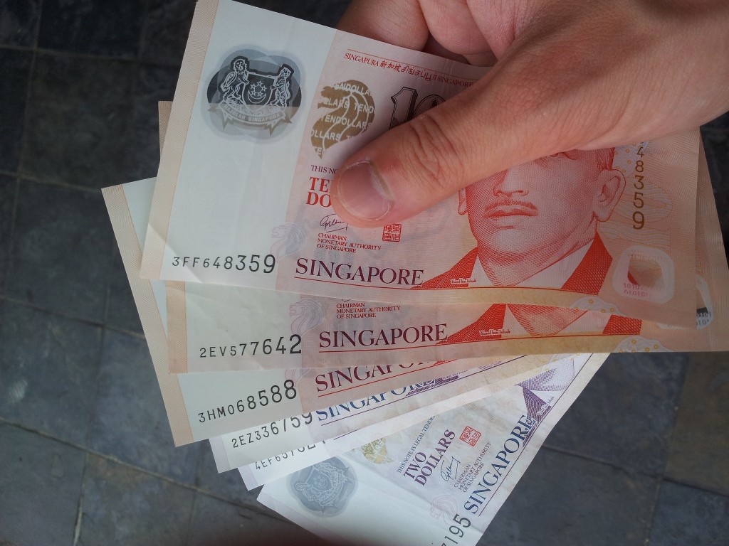 Ways To Spot Counterfeit Singapore Notes From The Genuine Ones