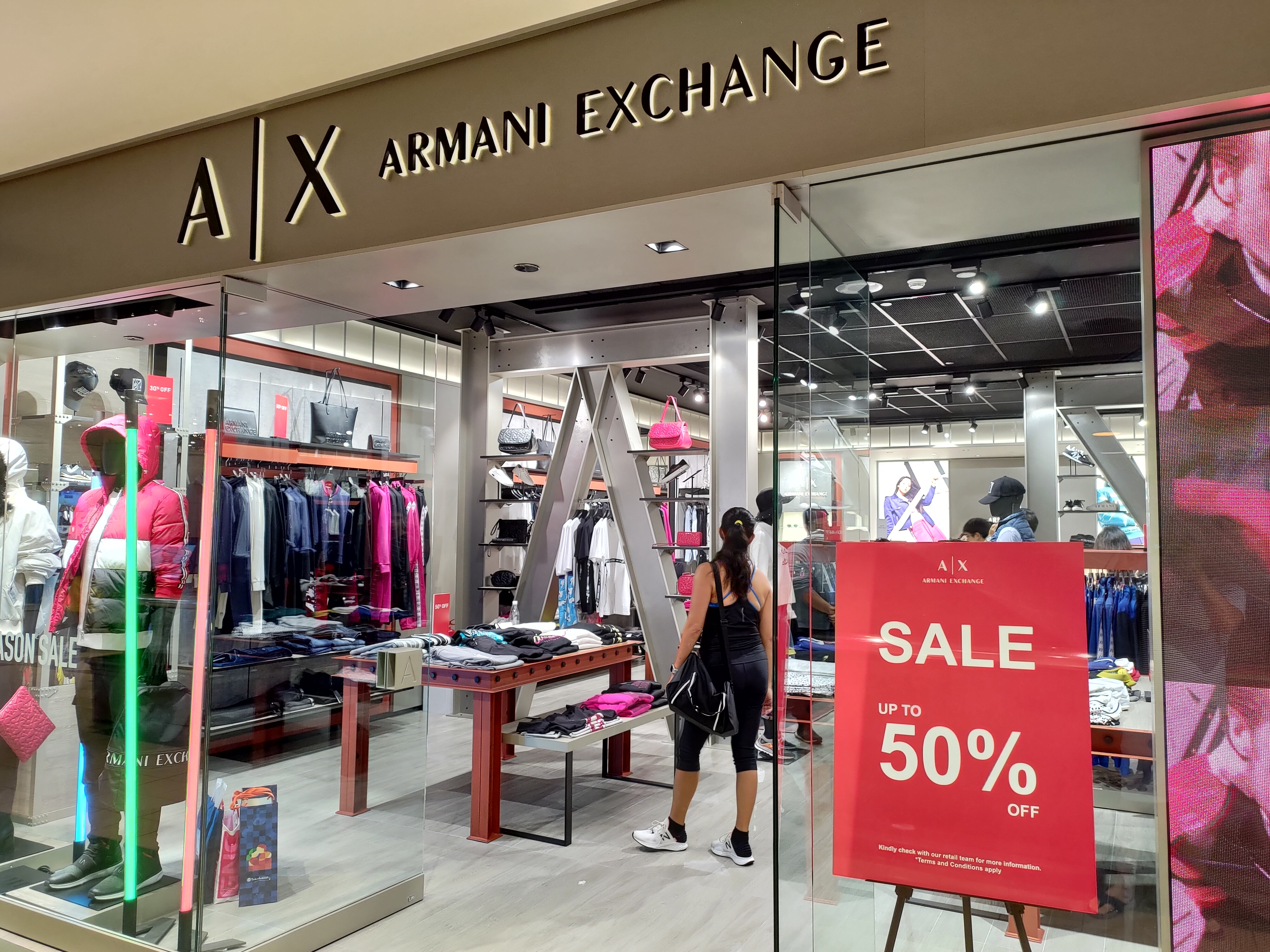 A|X Armani Exchange Is Having A Sale With Up To 50% Discount For A Limited Time - 1