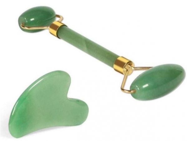 Jade roller and gua sha tool set