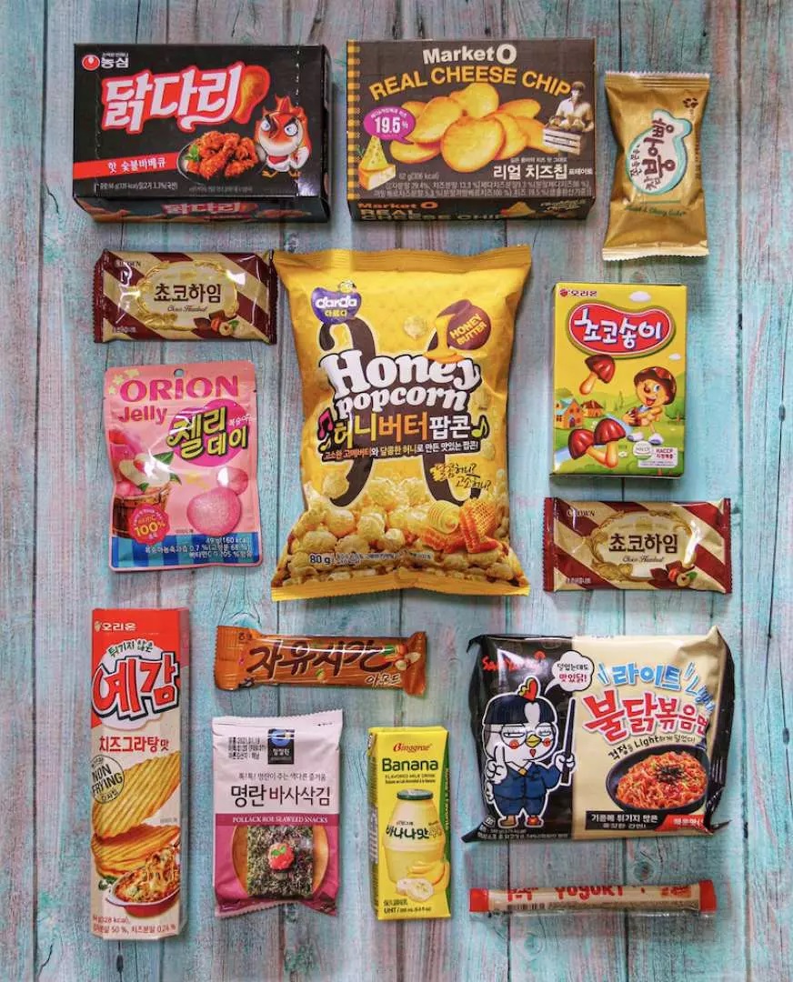 Korea Special Snack Box (1)