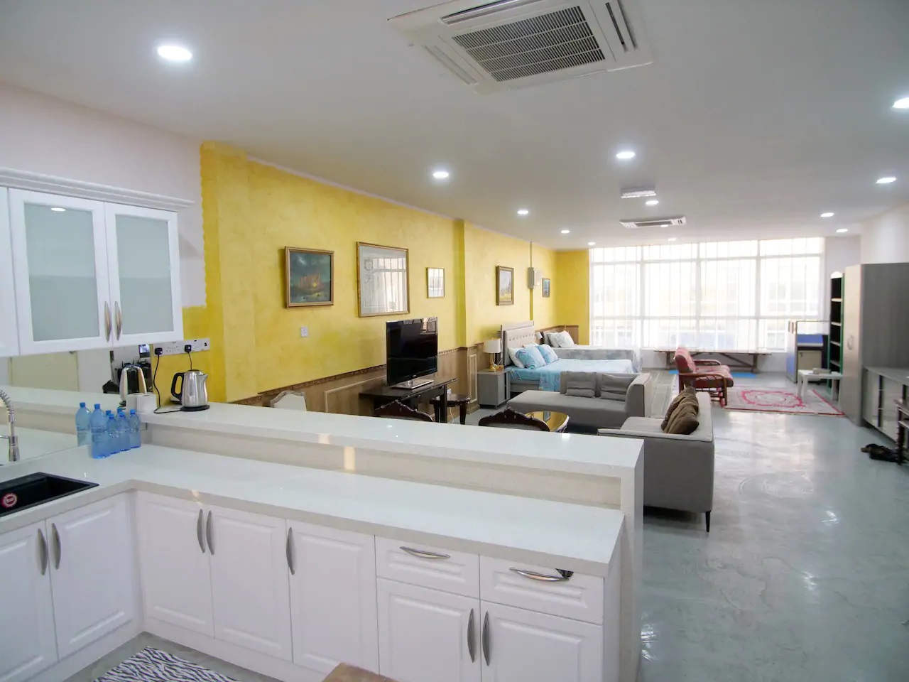 Studio flat close to Gadong Night Market