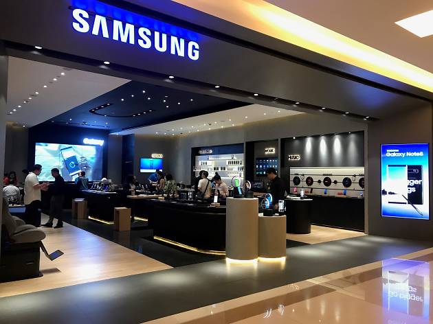 Samsung store