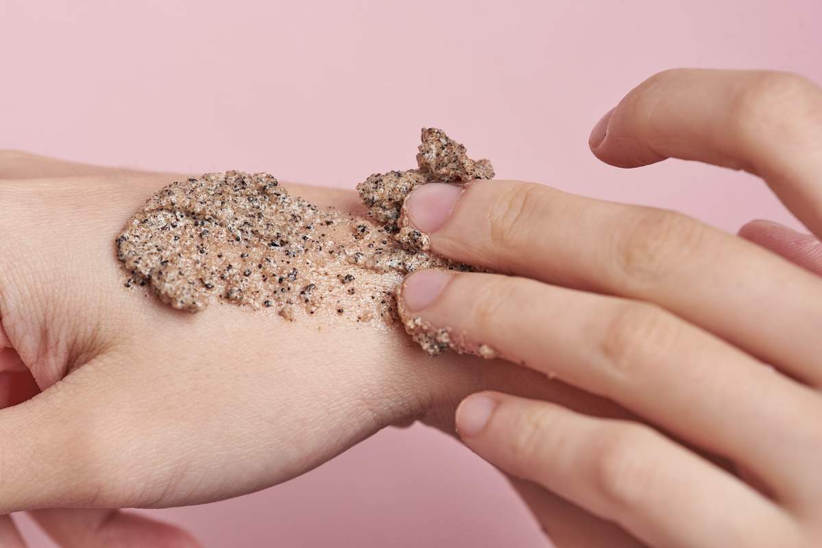 Exfoliating-scrub-on-hand