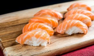 raw-salmon-sushi