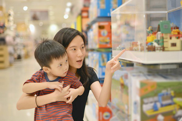 shopping-with-kids