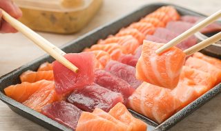 tuna and salmon sashimi