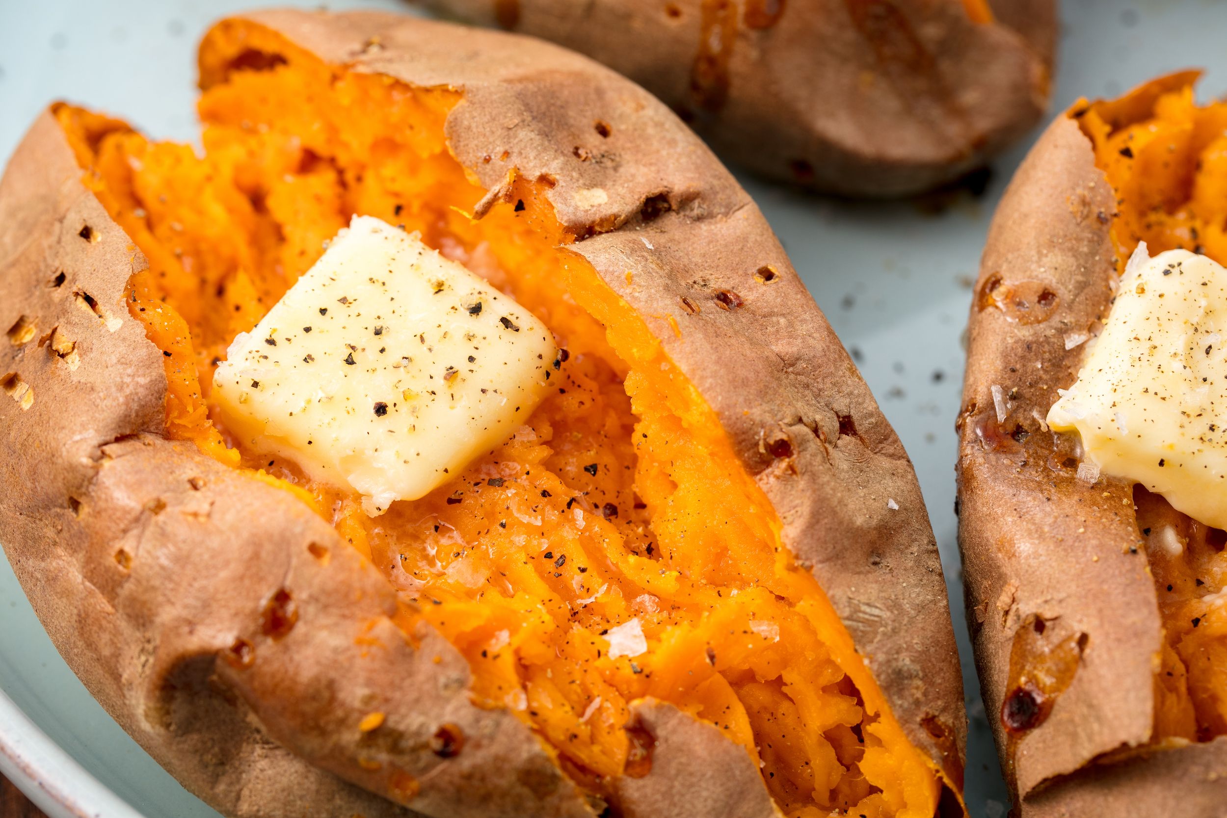 baked-sweet-potatoes-with-butter