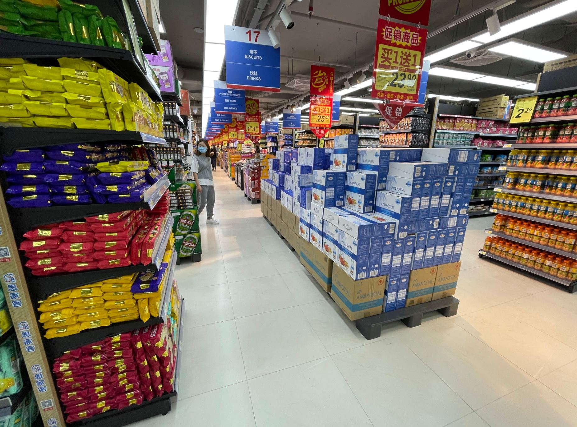 Chinatown 24-hour Supermarket sells $1.33 Hai Chi Jia Cup Noodle, Doraemon Lipton Milk Tea, Yogurt Vodka and more