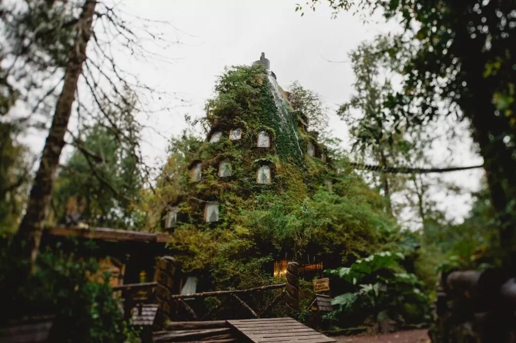 Huilo Huilo Montaña Mágica Lodge, Chile