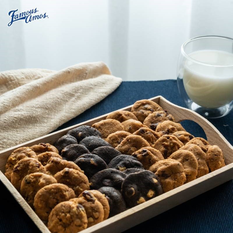 Enjoy FREE Famous Amos cookies when you sign up as a M Malls member!