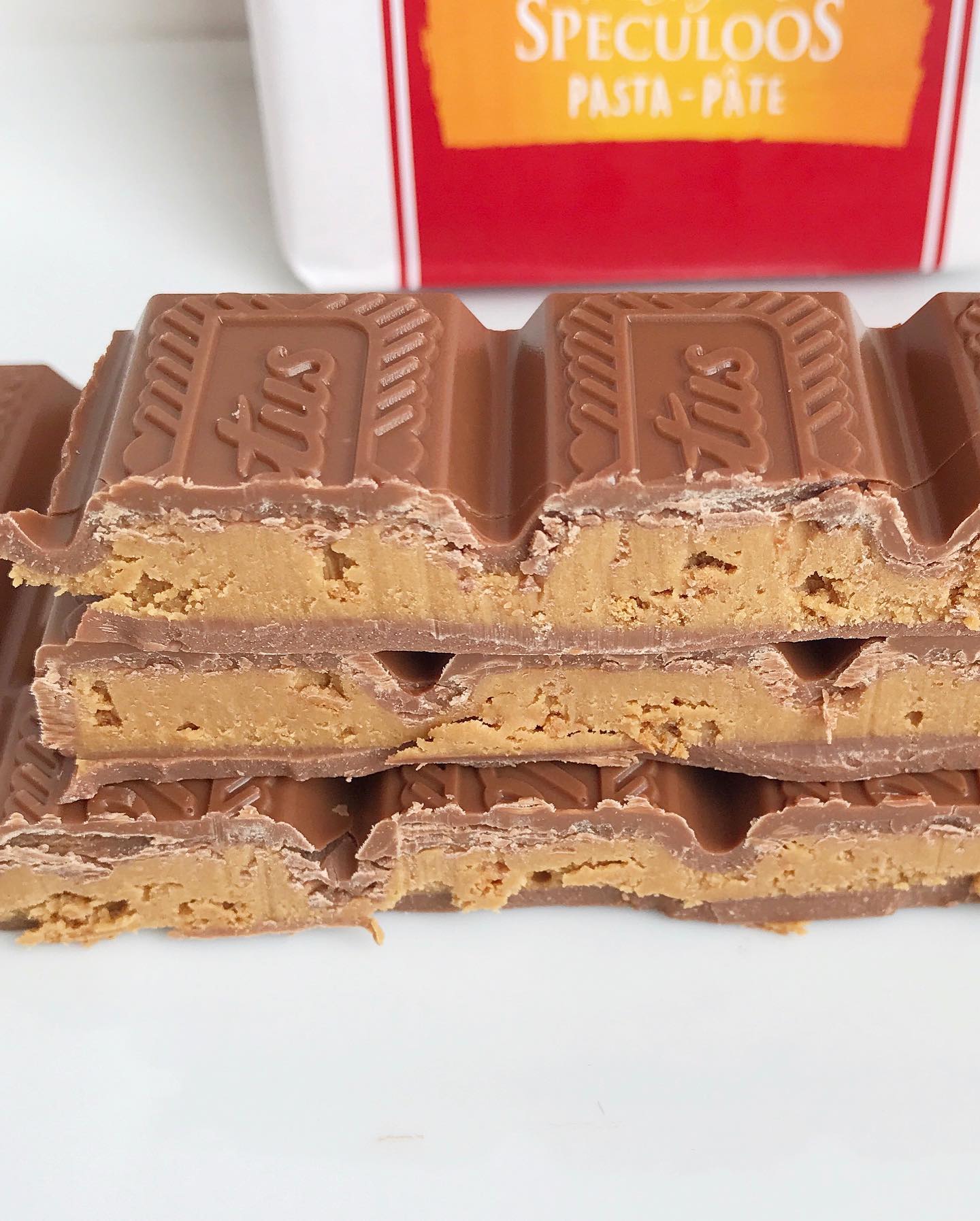 Lotus Biscoff Chocolate Bar Now Available On Shopee Lobang Guru Singapore