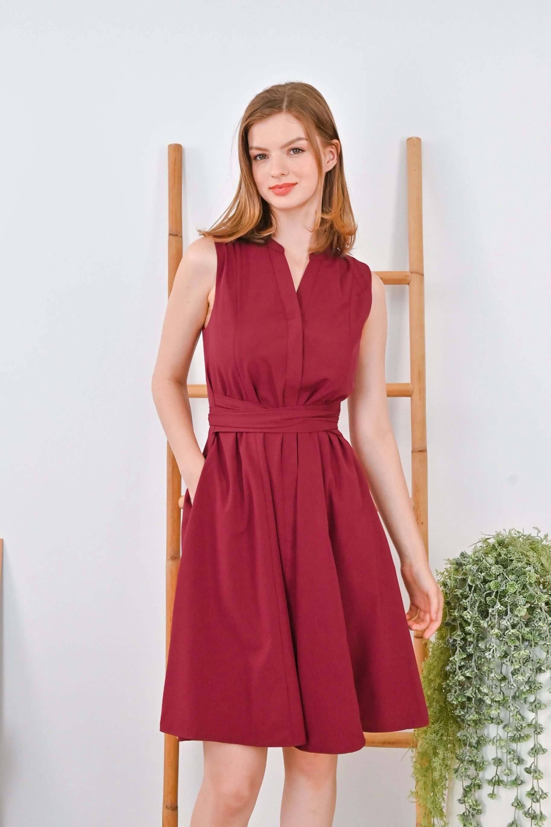 Cere Sash-Tie Dress In Wine