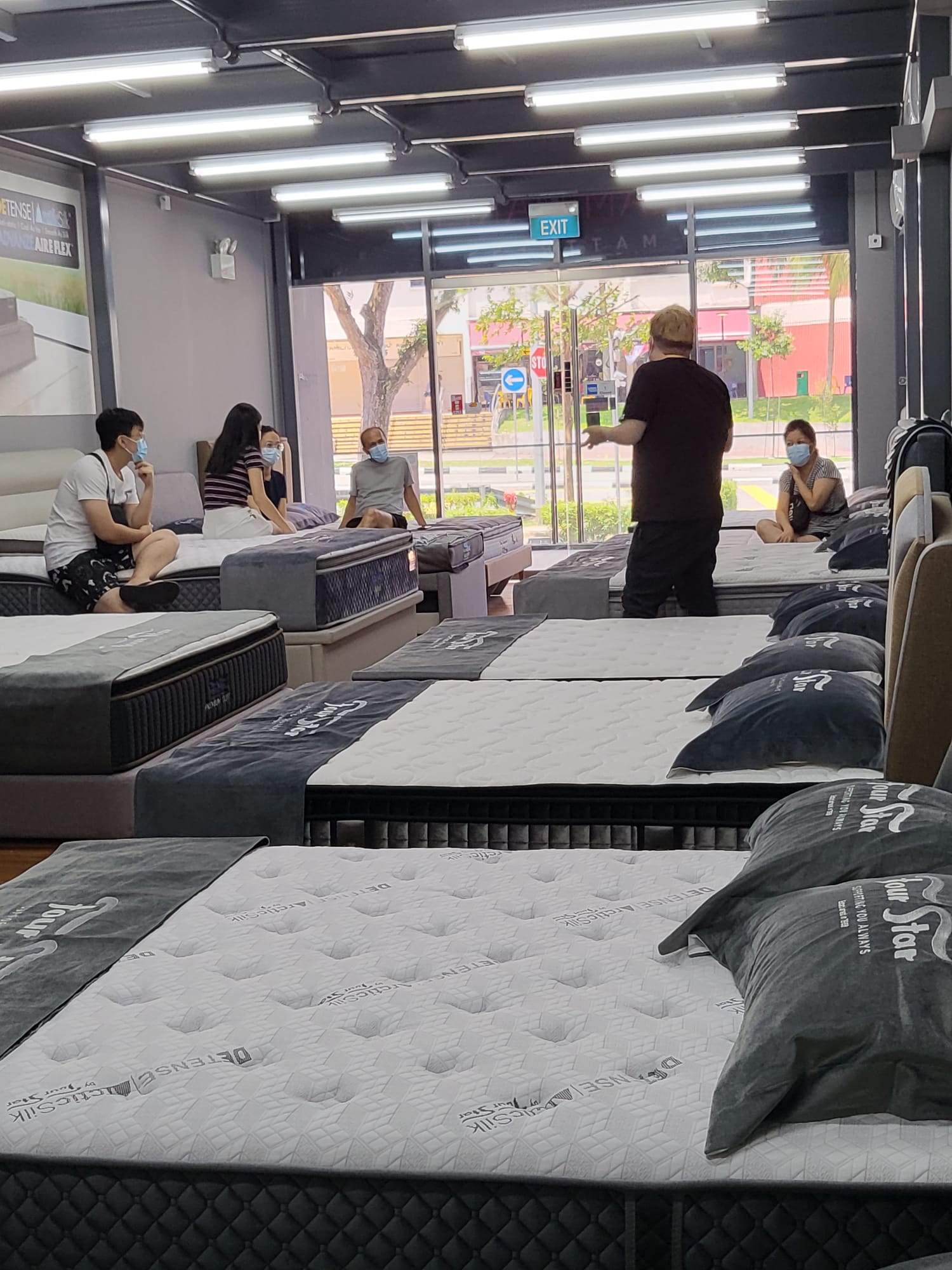Lobang: Mattress store in Chai Chee offers lowest price guaranteed, free bedframe with any mattress purchased from 15 - 25 Sep 2022 - 9