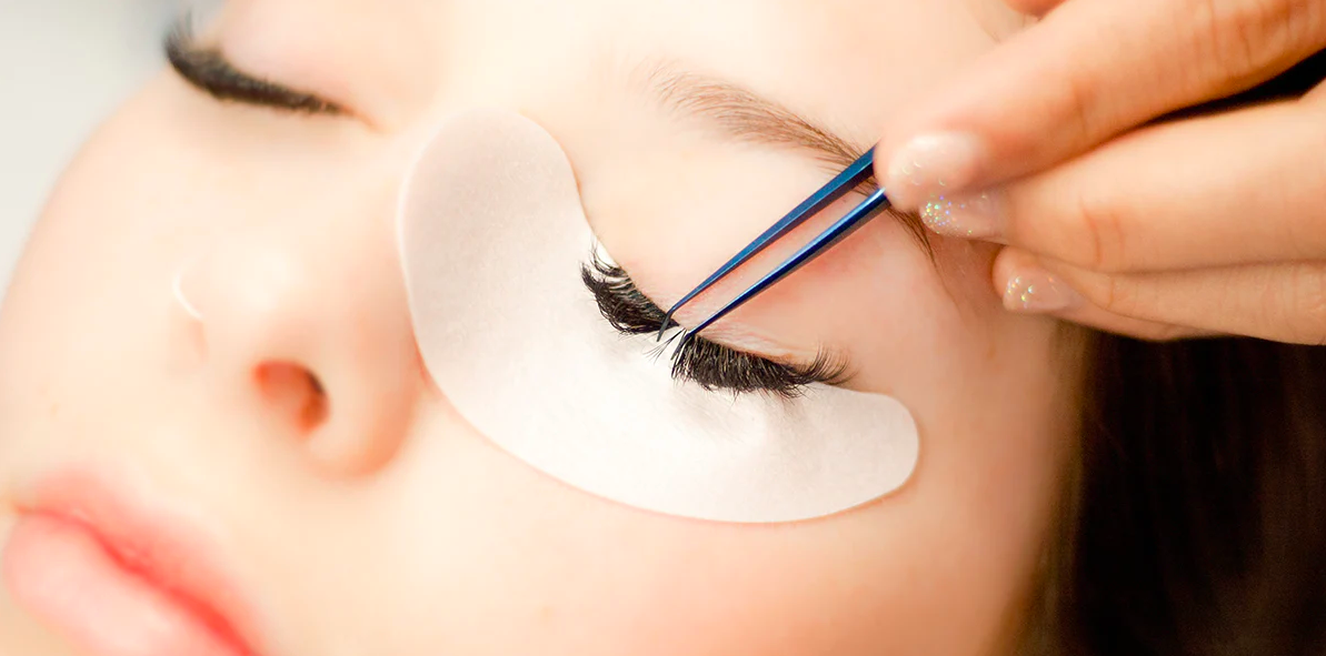 attaching fake eyelashes