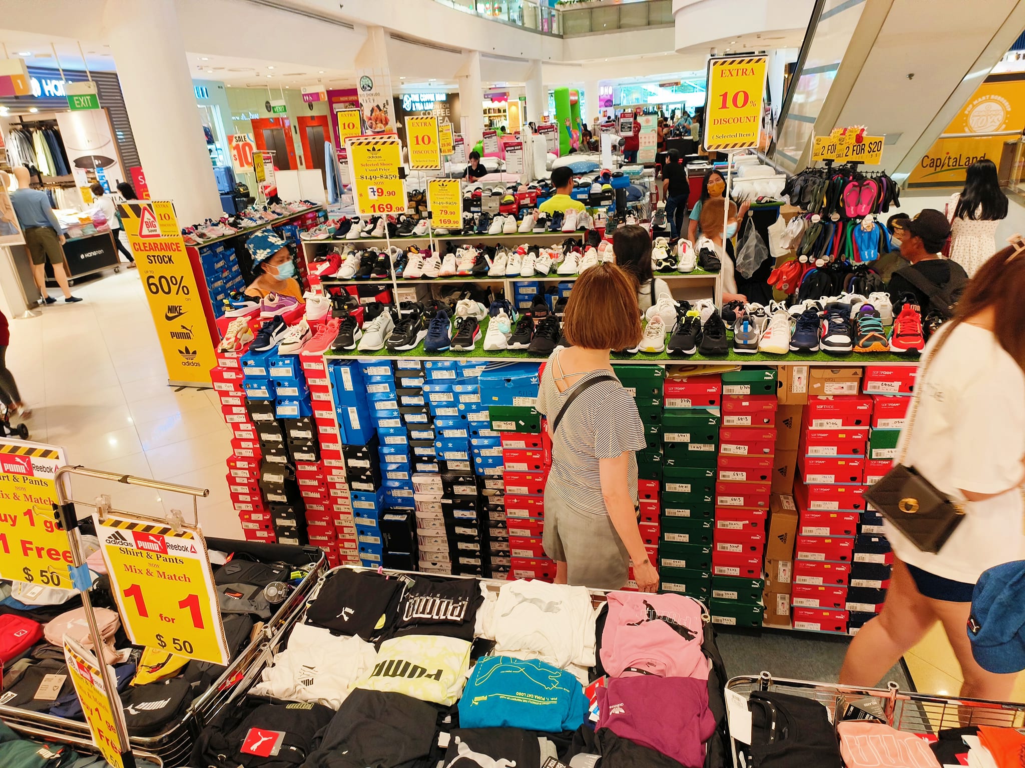 Lobang: Lot One's Atrium Sale Has Buy 1 Get 1 Free Sports Apparels From Adidas, Puma, Reebok & More Till 26 Mar 23 - 13