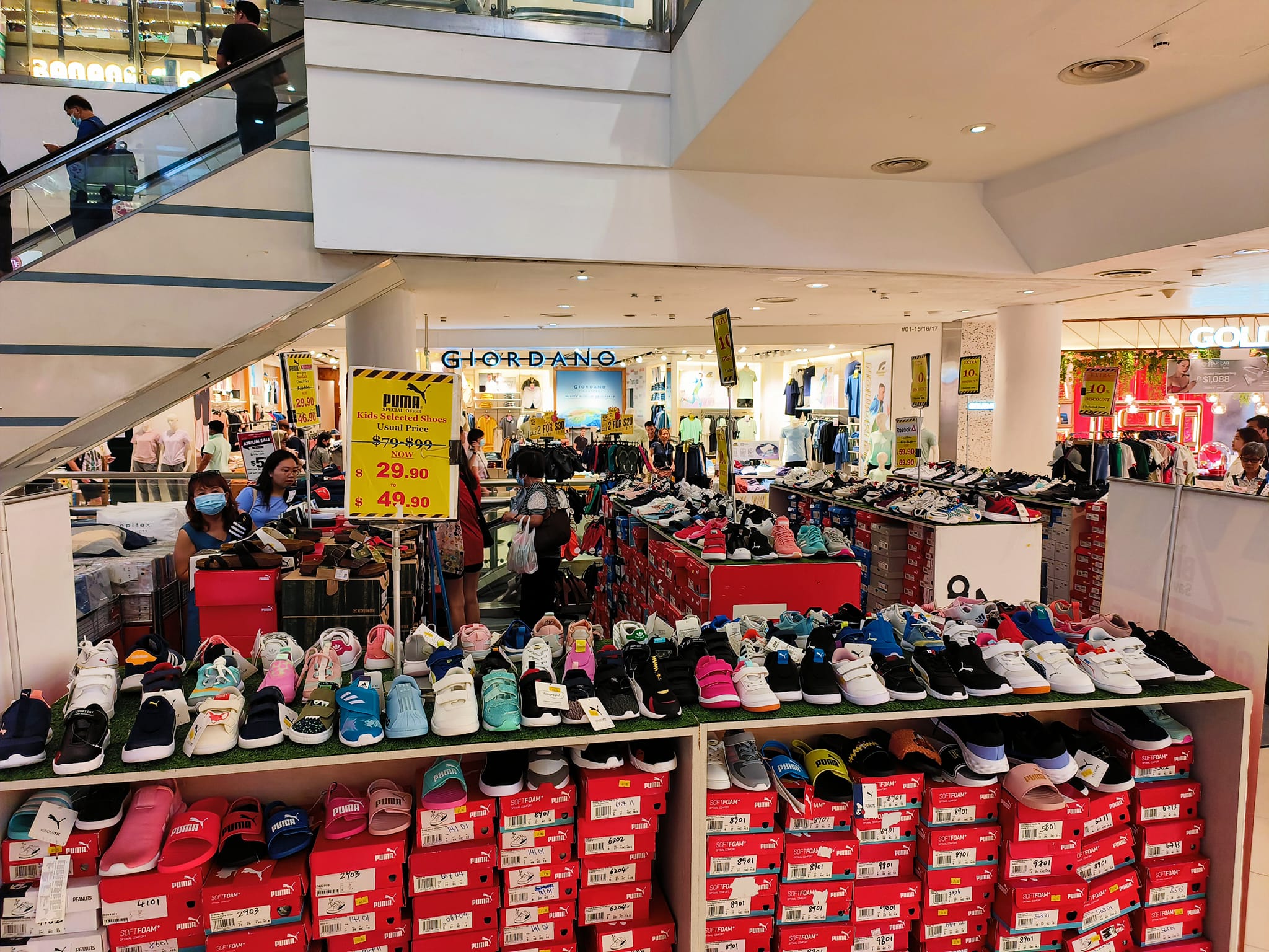 Lobang: Lot One's Atrium Sale Has Buy 1 Get 1 Free Sports Apparels From Adidas, Puma, Reebok & More Till 26 Mar 23 - 9