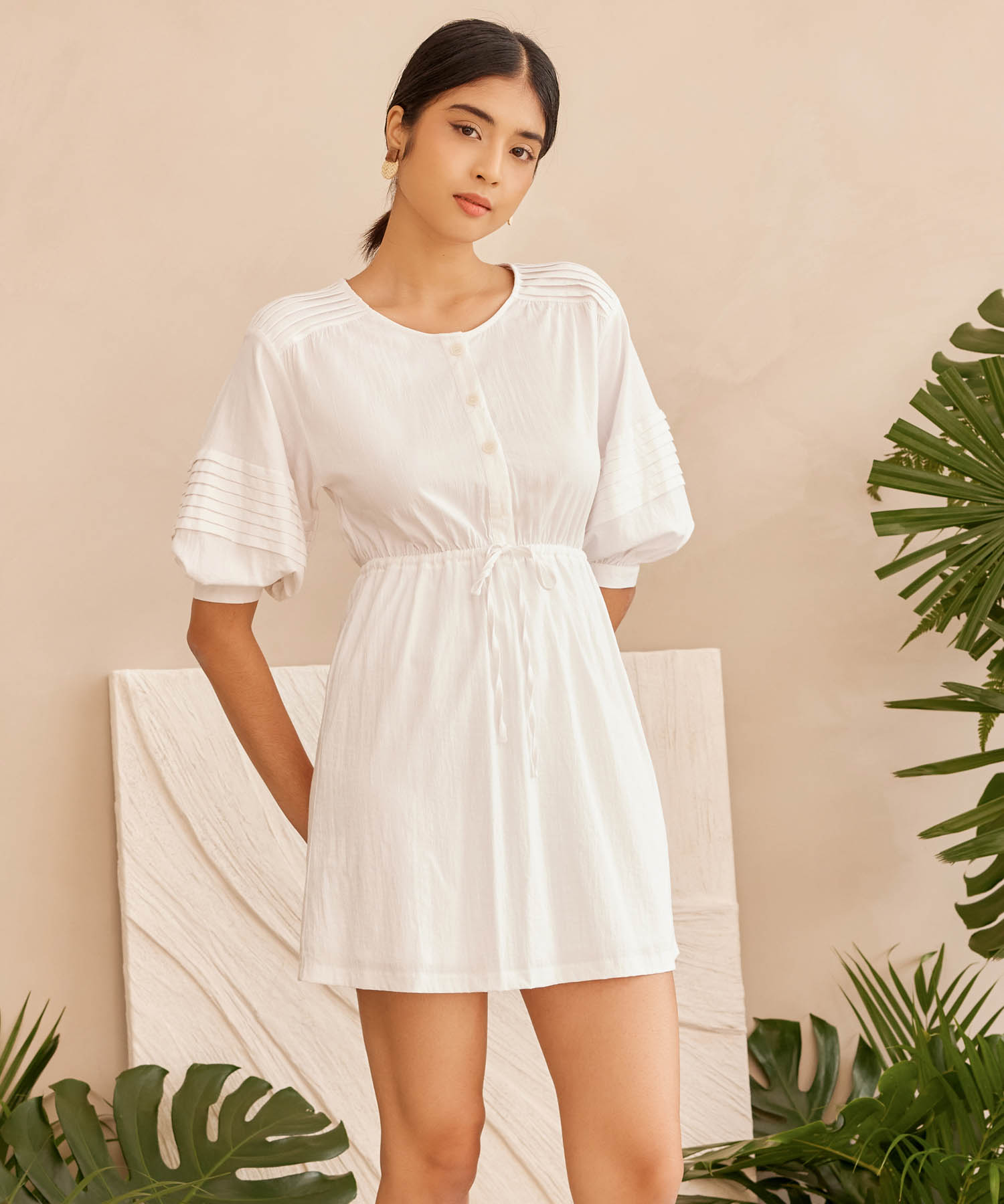 saskia-pleated-peasant-dress-white