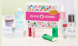 Olive Young April Aura Box