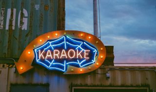 karaoke sign
