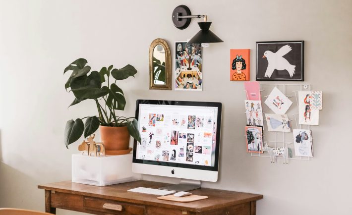 home desk setup